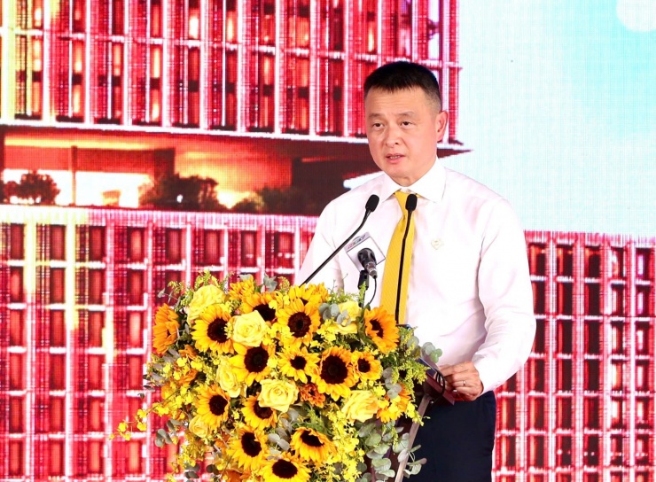 Ông Đặng Minh Trường, Chủ tịch Hội đồng Quản trị Sun Group, phát biểu tại lễ khởi công