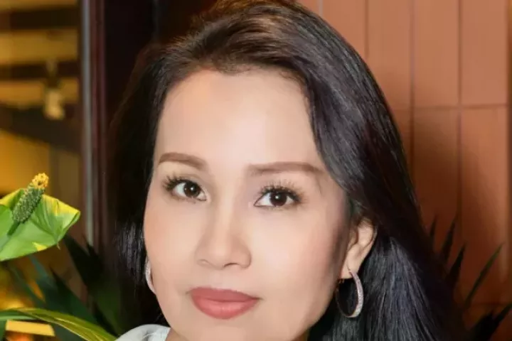 Hòa Minzy, Cẩm Ly ở đâu giữa tranh cãi 'lúa chín không cúi đầu'