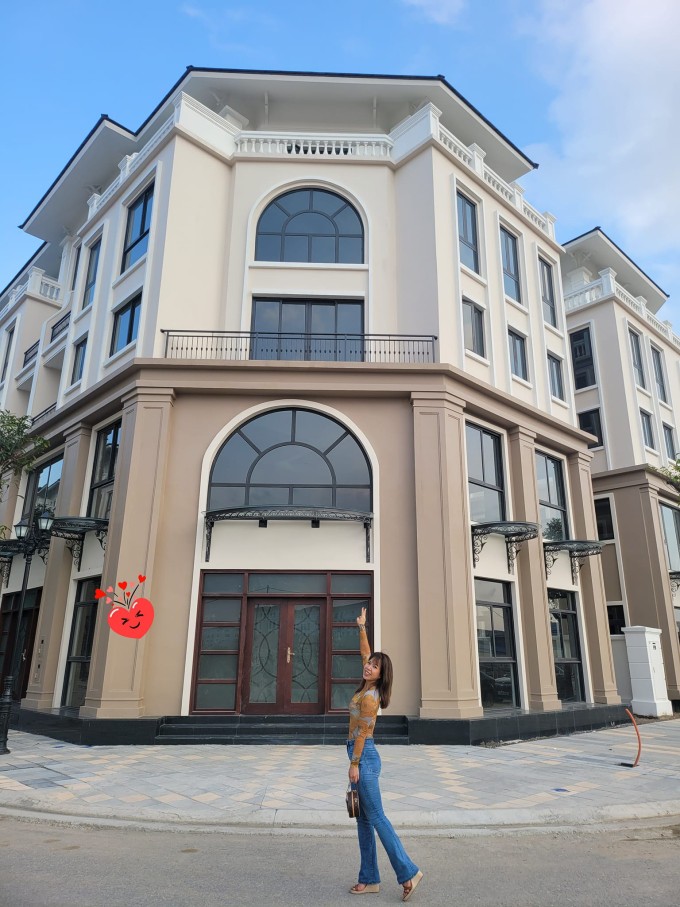 Loạt cơ ngơi bề thế của diễn viên Mạnh Trường - 9