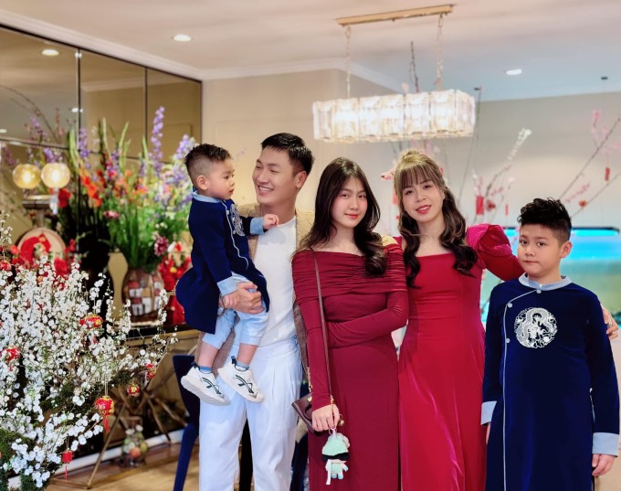 Loạt cơ ngơi bề thế của diễn viên Mạnh Trường - 1