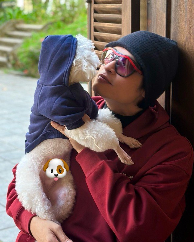 Ở tuổi U50, quý ông Vbiz hát 'Tháng Tư là lời nói dối của em' vẫn độc thân, chăm làm từ thiện - 8