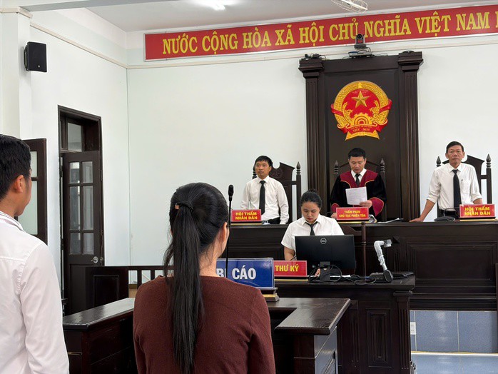 Chỉ vì "biết vẫn giao xe", người vợ lĩnh án.