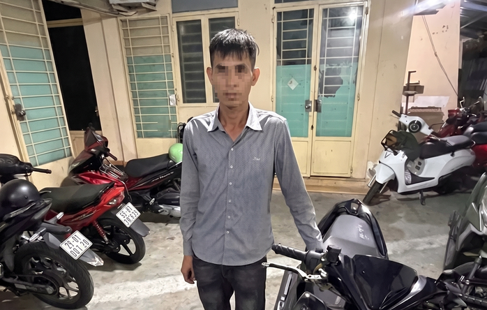 Nguyễn Thanh Tý tại cơ quan công an.