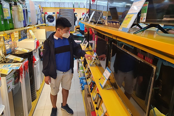 Đừng nghĩ rằng cứ màn hình lớn hơn là tốt hơn.