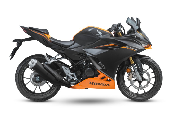 2026 Honda CBR150R thêm màu đen ‘tàng hình’, hút dân tập chơi - 1