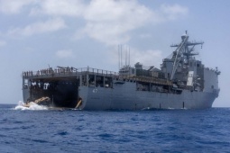 Chiến sự Trung Đông ngày 29-4: Ông Donald Trump nói Iran "nên sớm tỉnh ngộ", thêm eo biển bị đe dọa