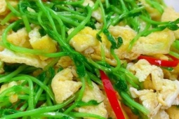 Loại rau nho nhỏ, tính mát như kem, giải nhiệt, dưỡng gan, cải thiện thị lực, xào nhanh thành món giòn ngọt, đưa cơm
