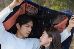 Cảnh tình tứ của Chung Hán Lương hút trăm triệu lượt xem