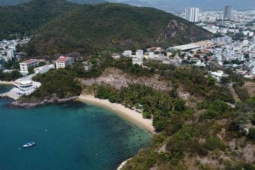 "Giải mã" sức hút Lầu Bảo Đại Nha Trang: Có gì bên trong dinh thự vừa tái xuất sau 10 năm?
