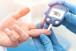 Tiểu đường 'gõ cửa' tuổi đôi mươi: Cái giá đắt sau ly trà sữa và đêm trắng cày game