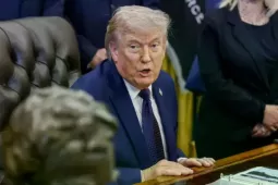 Tổng thống Mỹ Trump họp khẩn với lãnh đạo dầu khí giữa lúc bế tắc với Iran