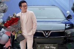 Ca sĩ Tuấn Hưng bất ngờ tậu thêm xe điện VinFast VF 9 thứ 2