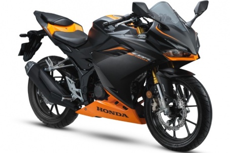 2026 Honda CBR150R thêm màu đen ‘tàng hình’, hút dân tập chơi