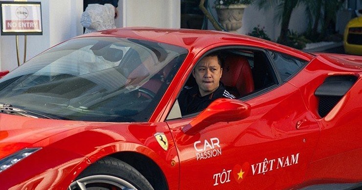 Tuấn Hưng vốn được biết đến là người đam mê xe hiệu suất cao. Ảnh: Sưu tầm