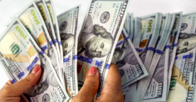 Tỷ giá USD/VND hôm nay 29/4: Ngân hàng và thị trường chợ đen đồng loạt tăng