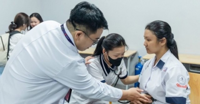 Loạt đại học tuyển ngành Y khoa bằng tổ hợp có Văn, Sử, Tin học
