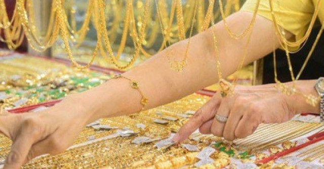 Chốt giá vàng hôm nay ngày 29/4 giảm cực mạnh t...