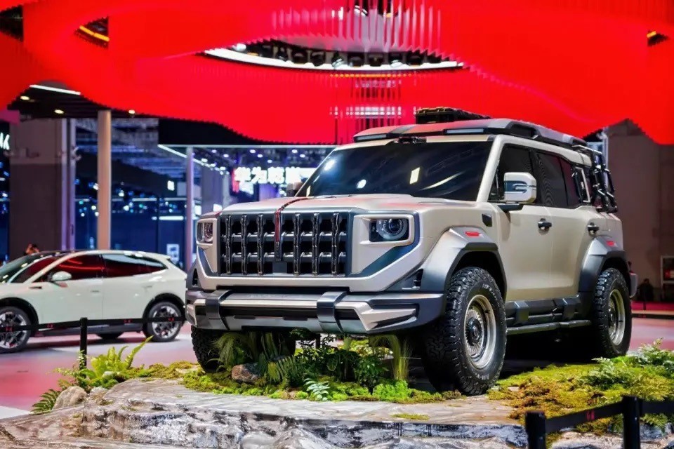 Mẫu xe SUV địa hình hoàn toàn mới mang tên Hongqi P567.