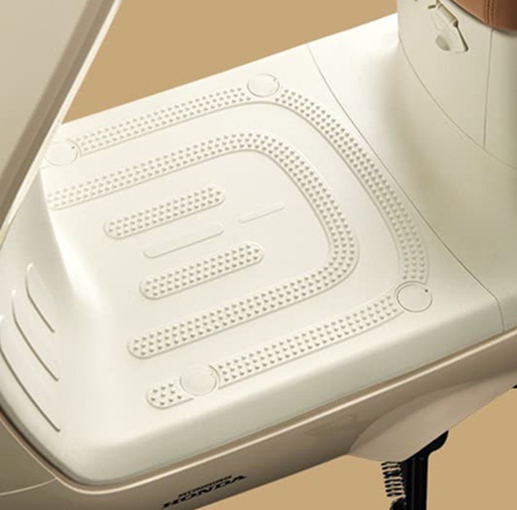 Honda DM7 - xe máy điện phong cách retro, tích hợp GPS hiện đại - 5