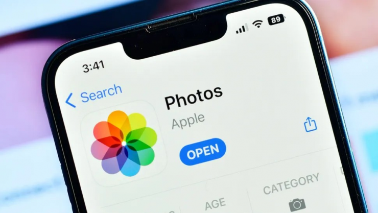 Ứng dụng Ảnh trên iPhone sẽ được Apple bổ sung các tính năng chỉnh sửa AI. Ảnh: Shutterstock