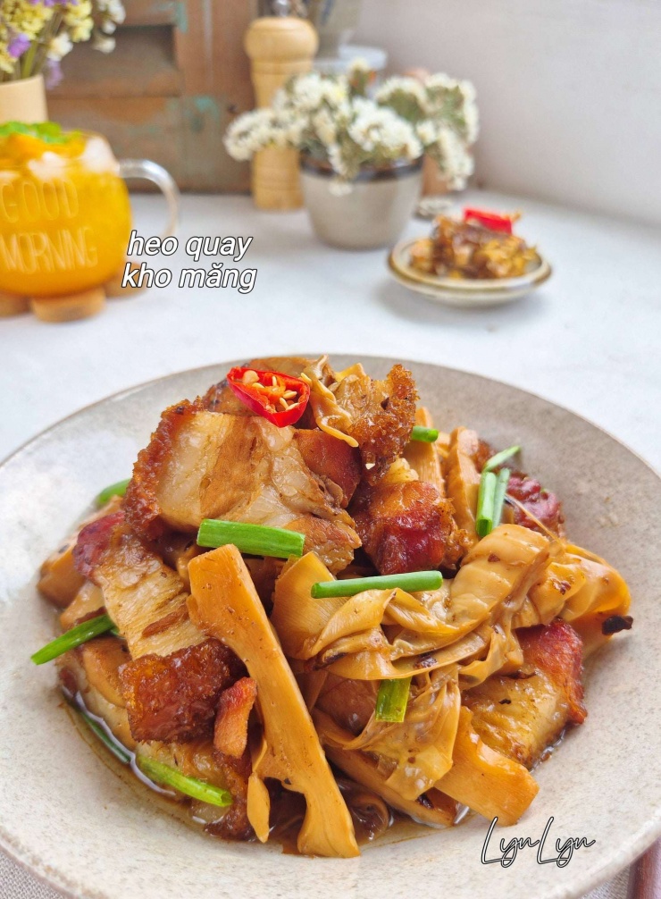 Loại rau toàn xơ là xơ, hỗ trợ tiêu hoá, đừng xào hay nấu, đem kho với heo quay thành món ngon hao cơm - 1