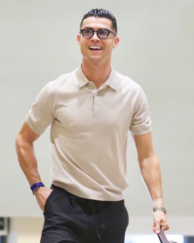 Phong cách đi tập của siêu sao Ronaldo - 2