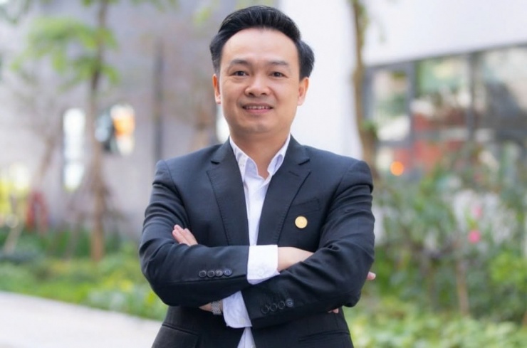 Thầy Trần Mạnh Tùng cho rằng, có thể nhận thấy ngay áp lực "khủng khiếp" từ tỉ lệ chọi tại các khu vực đô thị hóa nén (Cầu Giấy, Thanh Xuân, Hà Đông) và những trường “có tiếng”