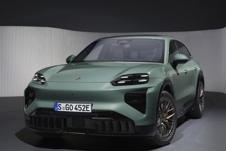Lộ giá bán hơn 4,7 tỷ đồng cho mẫu xe Porsche Cayenne thuần điện tại Việt Nam