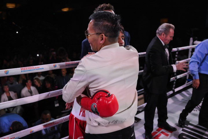 Bị chê bai, con trai huyền thoại Pacquiao tung mưa đòn hạ gục cựu võ sĩ MMA - 4