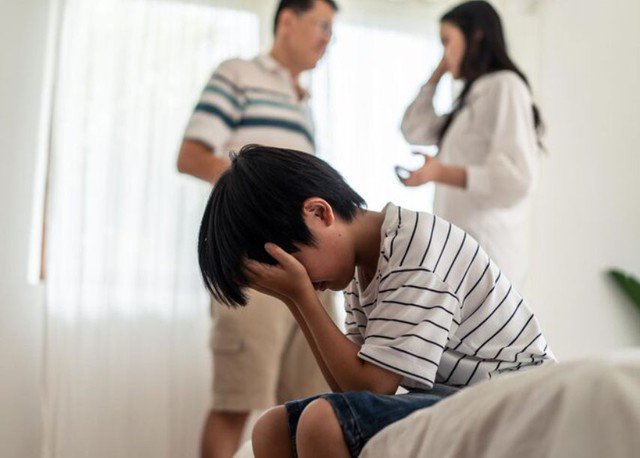 Quá trình hòa giải cho thấy một thực tế đáng buồn, cả hai đều không muốn nhận trách nhiệm nuôi dưỡng đứa con khuyết tật, liên tục đùn đẩy cho nhau. Ảnh minh họa