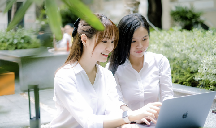 Sinh viên ĐH Kinh tế TPHCM