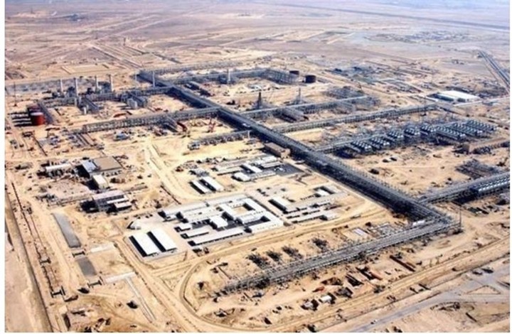 Bên cạnh dầu, mỏ Ghawar cũng sản xuất khoảng 57 triệu m³ khí tự nhiên mỗi ngày. (Ảnh: Uaestories)