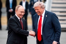 Ông Trump điện đàm với Tổng thống Nga Putin, bàn về Iran và Ukraine