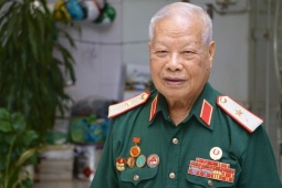 Người lính được kéo lên từ huyệt mộ và cuộc trường chinh đi tìm đồng đội