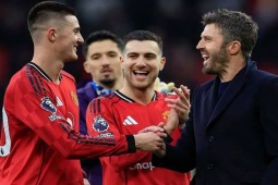 Thêm Sesko ủng hộ Carrick dẫn dắt MU, lộ thời điểm  " Quỷ đỏ "  bổ nhiệm HLV chính thức