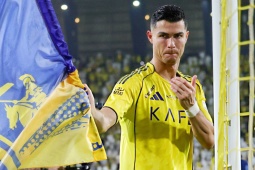 "Siêu nhân" Ronaldo ghi bàn 970, cách danh hiệu vô địch Ả Rập đầu tiên mấy điểm?