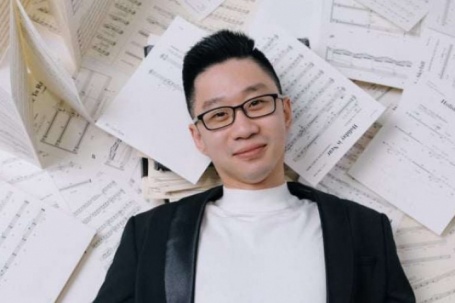 "Phù thủy" âm nhạc mang bản sắc Việt vươn tầm Grammy