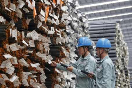 Hòa Phát phải trả hơn 15 tỷ đồng lãi vay mỗi ngày