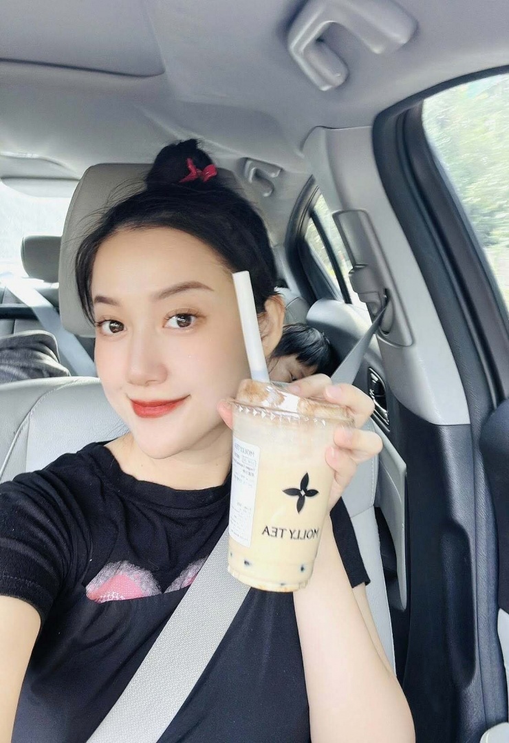 Ảnh sao 1/5: Lê Phương đưa chồng con về Vĩnh Long nghỉ lễ - 8