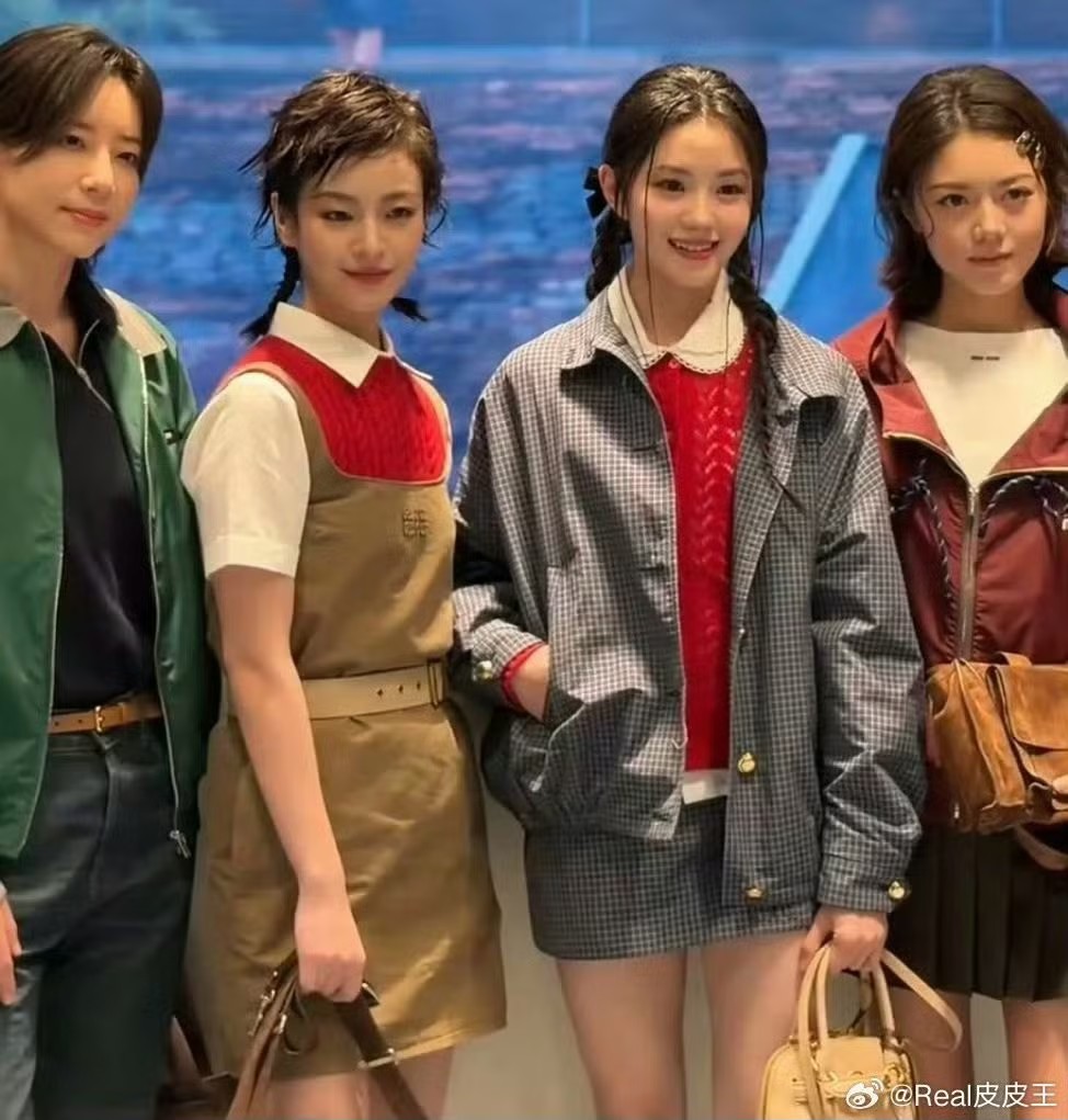 Cnet xôn xao vụ loạt mỹ nhân Hoa ngữ bị Miu Miu "hãm hại", thực hư ra sao? - 2