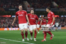 Người hùng Chris Wood & khoảnh khắc định mệnh: Forest chạm một tay vào chung kết
