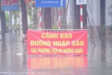 Hà Nội "cảnh báo": Mưa lớn có thể gây ngập tại 220 điểm ở 54 phường, xã