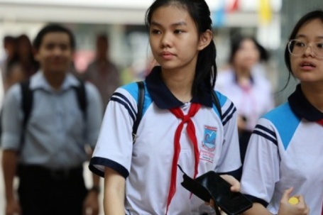 Biến động chỉ tiêu, điểm chuẩn lớp 10 ở TPHCM những năm gần đây ra sao?