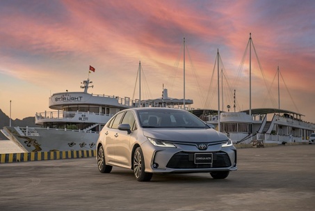 Giá xe Toyota Corolla Altis lăn bánh mới nhất tháng 5/2026