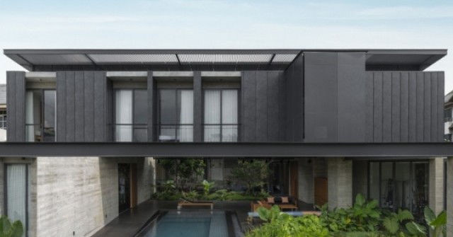 Biệt thự 640 m2 thông thoáng với thiết kế "trên kín dưới hở"