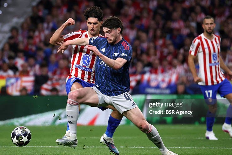 Arsenal nguy cơ gặp họa với Rice
