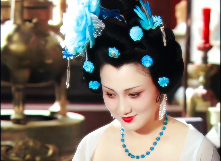 Lâm Phương Binh - Dương Quý Phi 'bước ra từ sử sách' - 7
