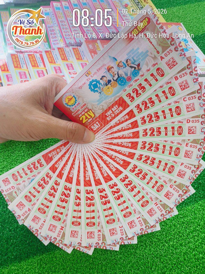 Trúng xổ số miền Nam dịp lễ 30-4 và 1-5, nhiều người nhận tiền lẫn đổi vàng - 5