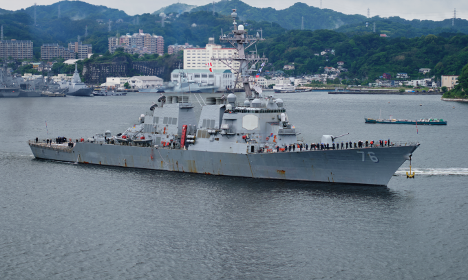Tàu khu trục USS Higgins rời căn cứ ở Yokosuka, Nhật Bản, hồi năm 2024. Ảnh: US Navy