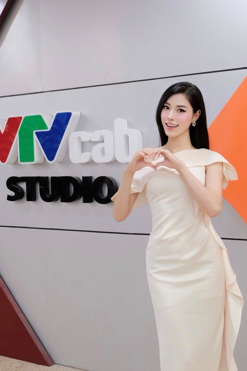 Điều chưa tiết lộ về MC VTV cao 1m76 từng là đội trưởng U19 bóng chuyền quốc gia - 2